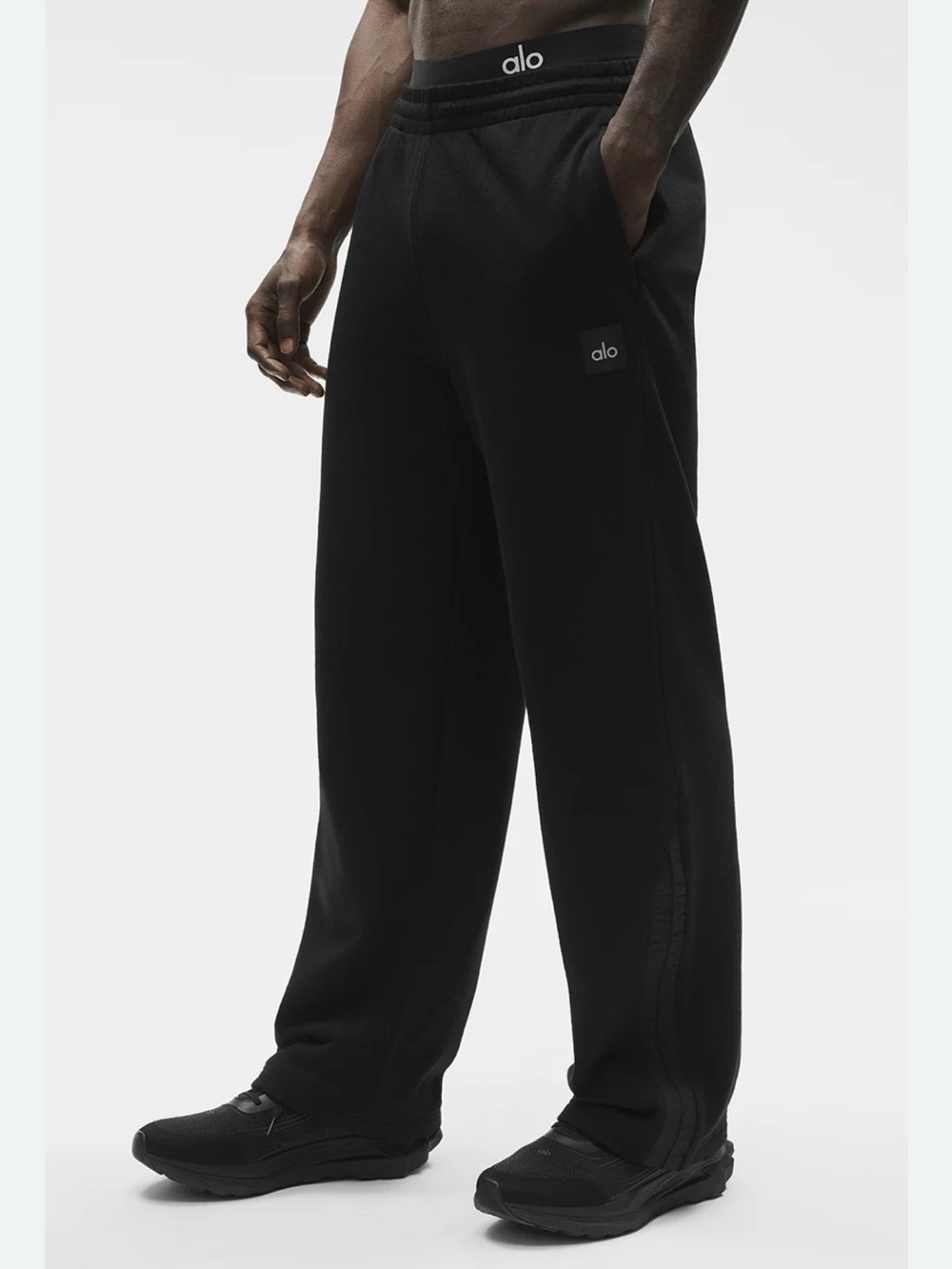 ALO Yoga Men’s Black Field Sweatpants size S